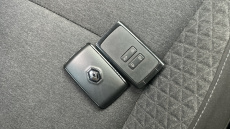 Renault Clio 1.0 TCe 90 Iconic 5dr Petrol Hatchback